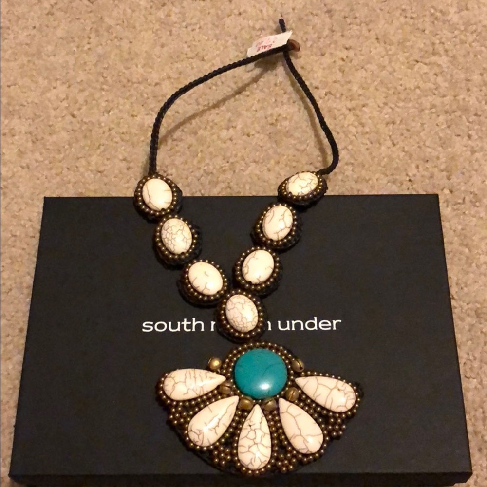 Brand new necklace
